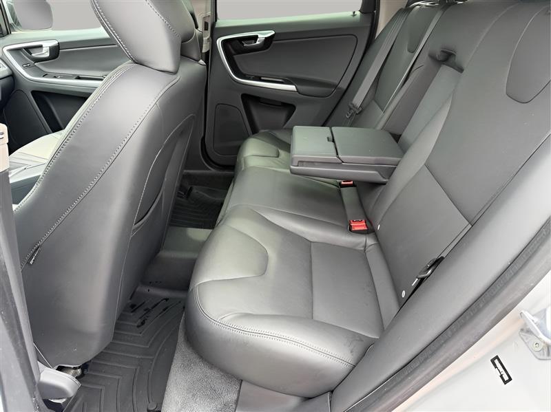 Volvo XC60 T6 Drive-E Platinum FWD 2015