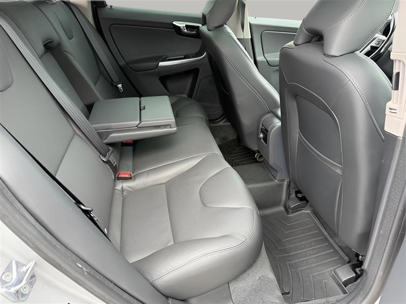 Volvo XC60 T6 Drive-E Platinum FWD 2015