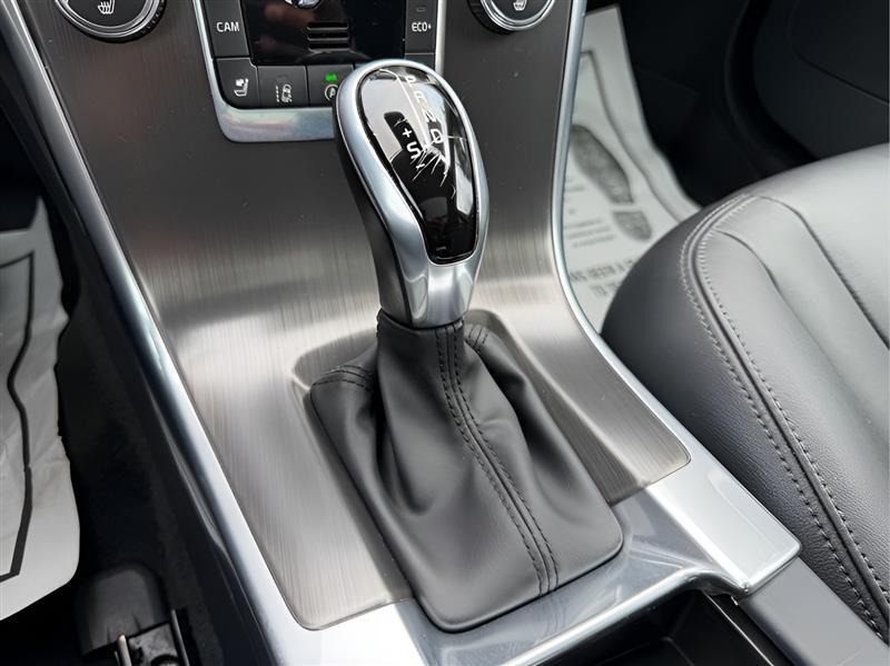 Volvo XC60 T6 Drive-E Platinum FWD 2015