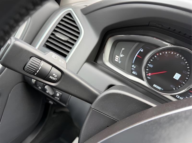 Volvo XC60 T6 Drive-E Platinum FWD 2015