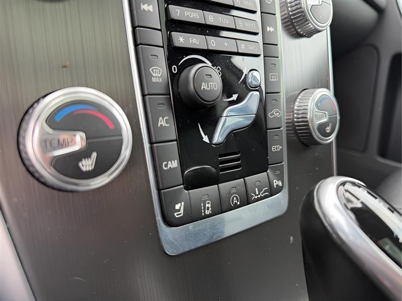 Volvo XC60 T6 Drive-E Platinum FWD 2015