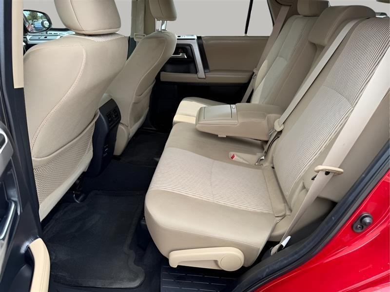 Toyota 4Runner SR5 2WD 2018