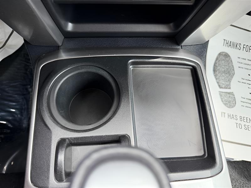 Toyota 4Runner SR5 2WD 2018