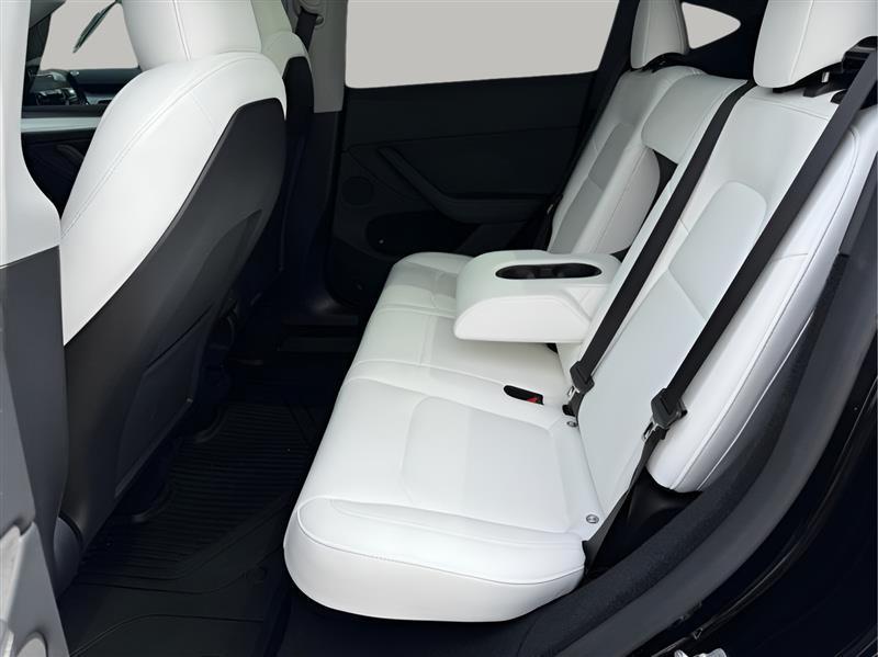 Tesla Model Y Long Range 2023