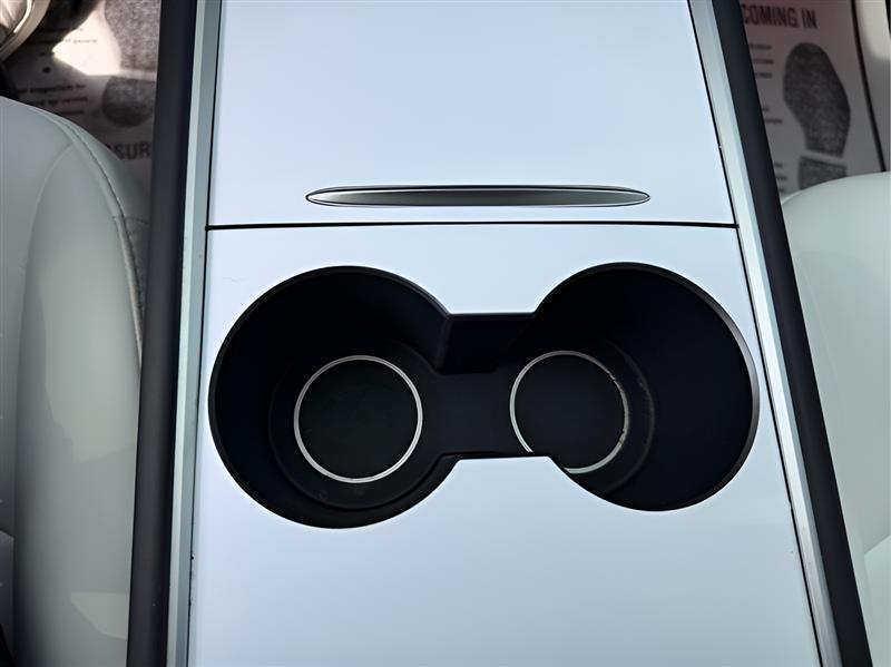 Tesla Model Y Long Range 2023