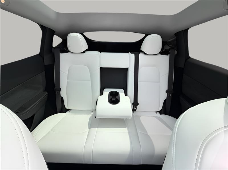 Tesla Model Y Long Range 2023