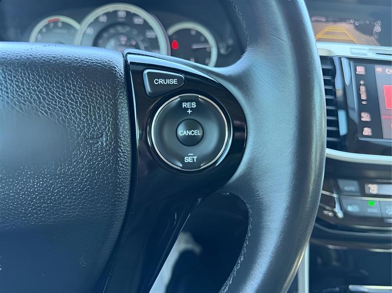 Honda Accord EX-L Sedan V6 6-Spd AT 2017