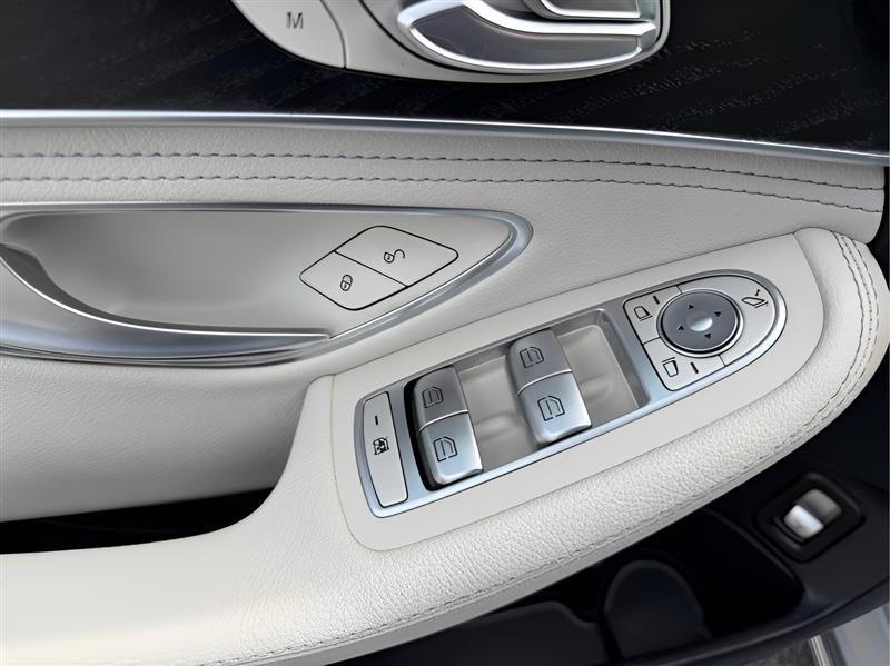 Mercedes-Benz C-Class C300 4MATIC Sedan 2016