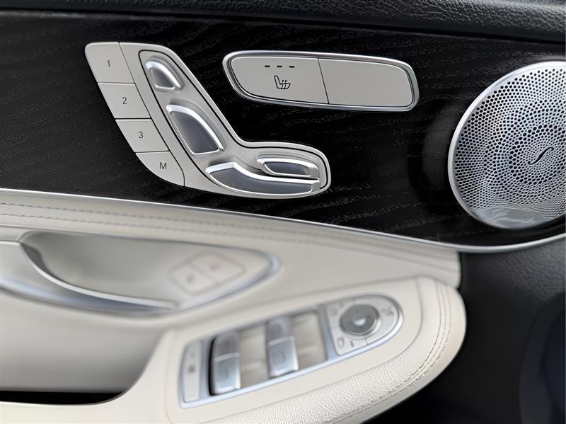 Mercedes-Benz C-Class C300 4MATIC Sedan 2016