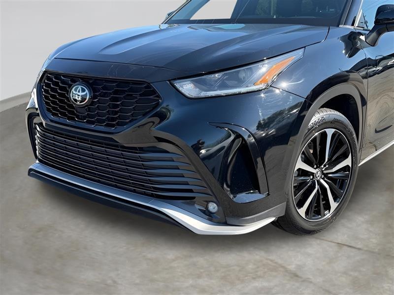 Toyota Highlander XSE FWD V6 2021