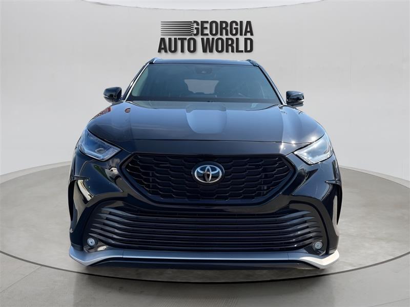 Toyota Highlander XSE FWD V6 2021