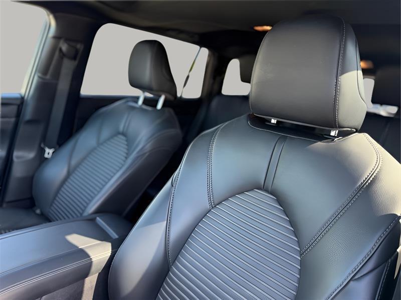 Toyota Highlander XSE FWD V6 2021