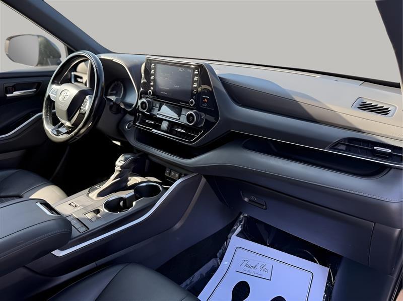 Toyota Highlander XSE FWD V6 2021