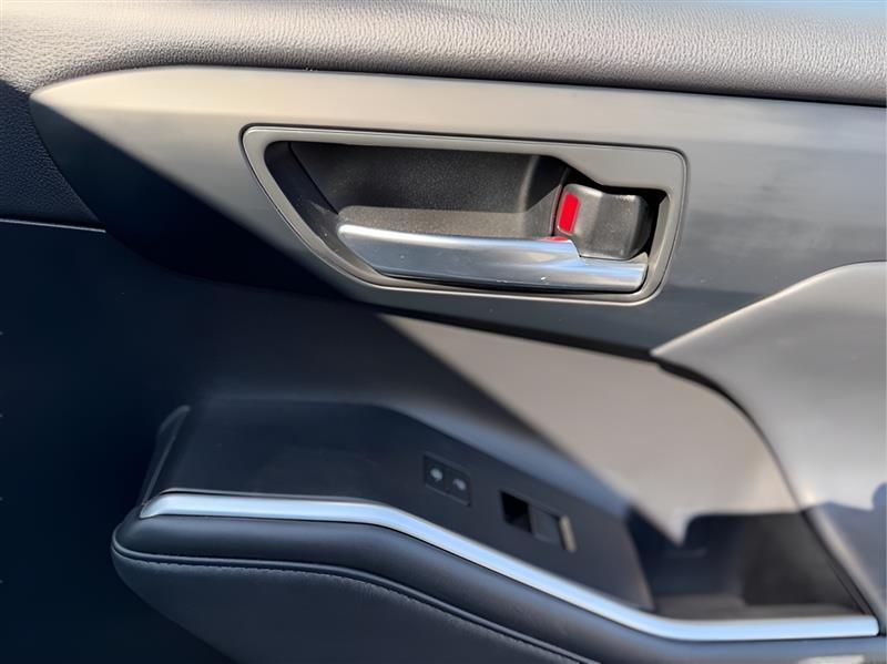 Toyota Highlander XSE FWD V6 2021