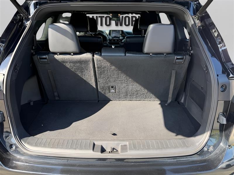 Toyota Highlander XSE FWD V6 2021