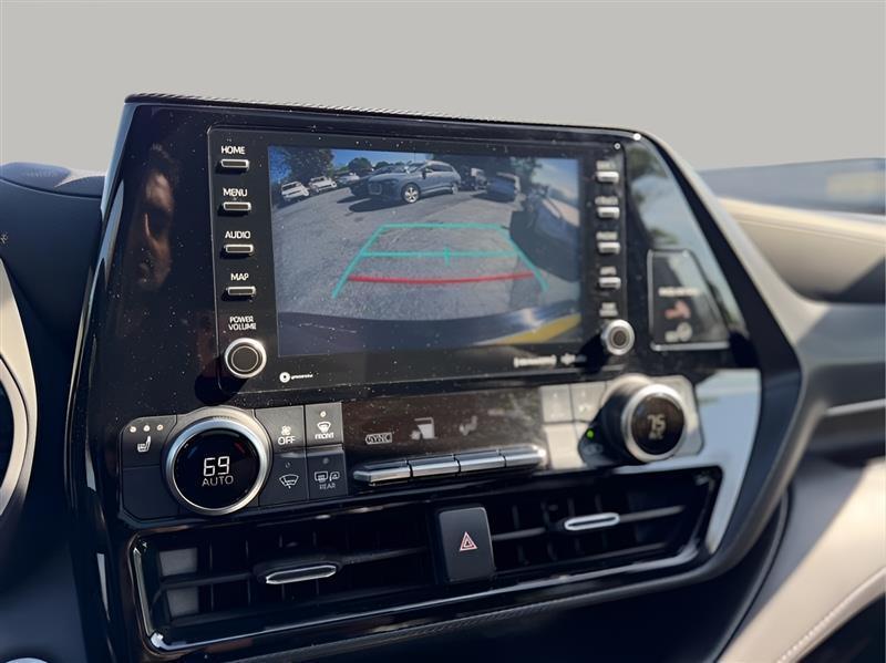 Toyota Highlander XSE FWD V6 2021