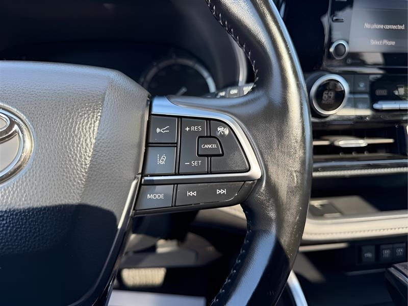 Toyota Highlander XSE FWD V6 2021