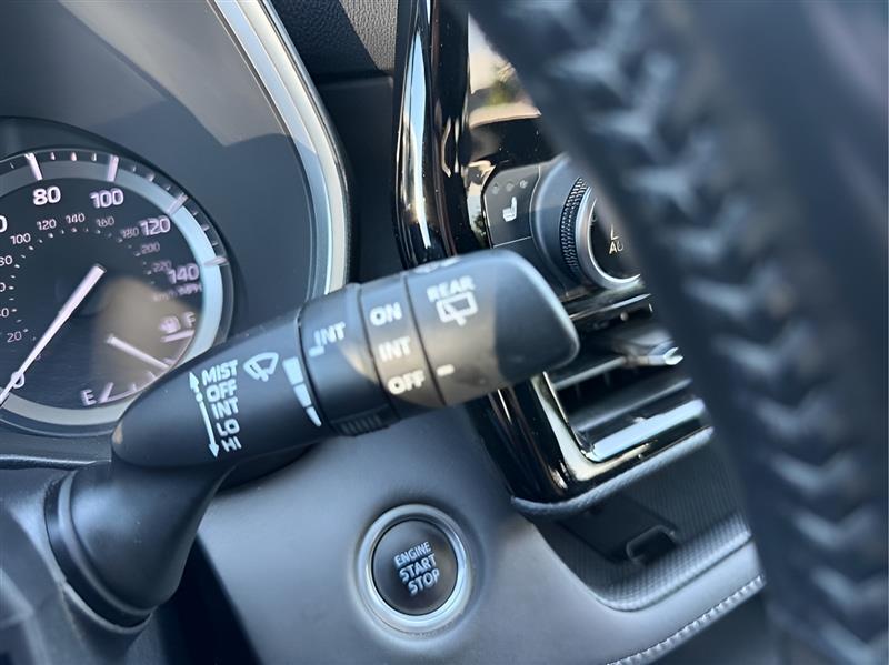 Toyota Highlander XSE FWD V6 2021