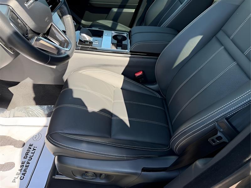 Land Rover Range Rover Velar R-Dynamic S 2023