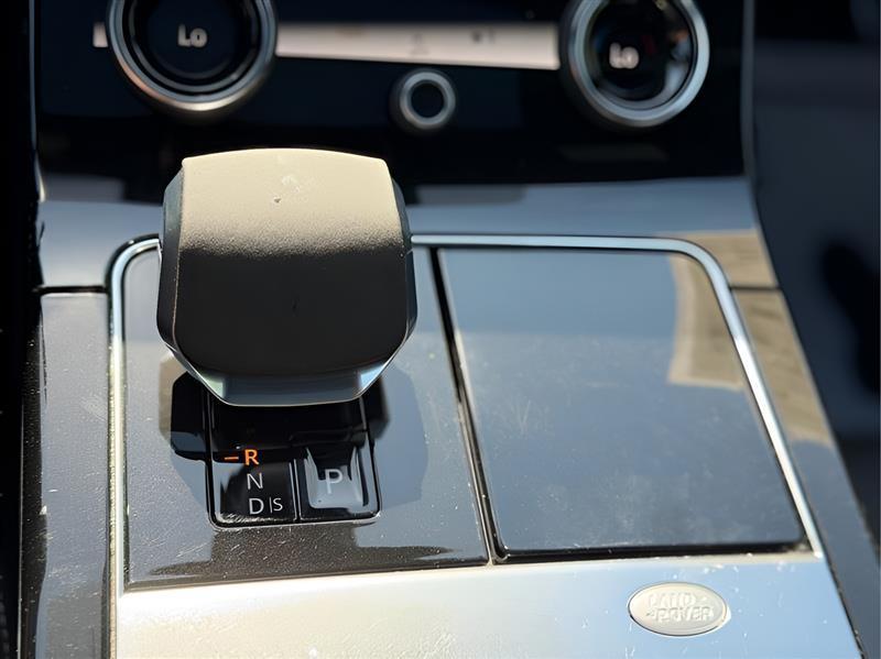 Land Rover Range Rover Velar R-Dynamic S 2023