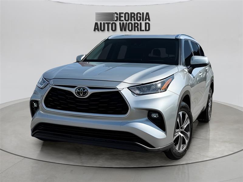 Toyota Highlander XLE FWD V6 2020