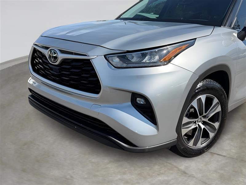 Toyota Highlander XLE FWD V6 2020