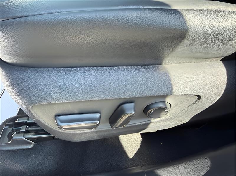 Toyota Highlander XLE FWD V6 2020