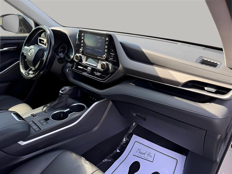 Toyota Highlander XLE FWD V6 2020