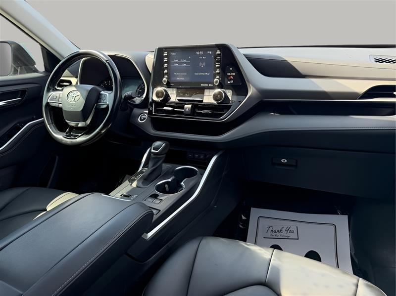 Toyota Highlander XLE FWD V6 2020