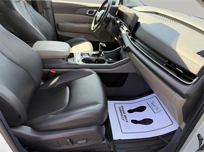 Kia Carnival SX Prestige 2025