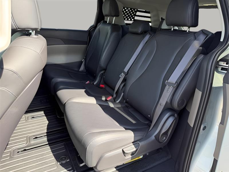 Kia Carnival SX Prestige 2025