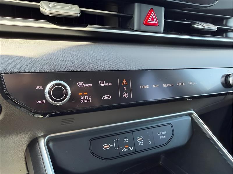 Kia Carnival SX Prestige 2025