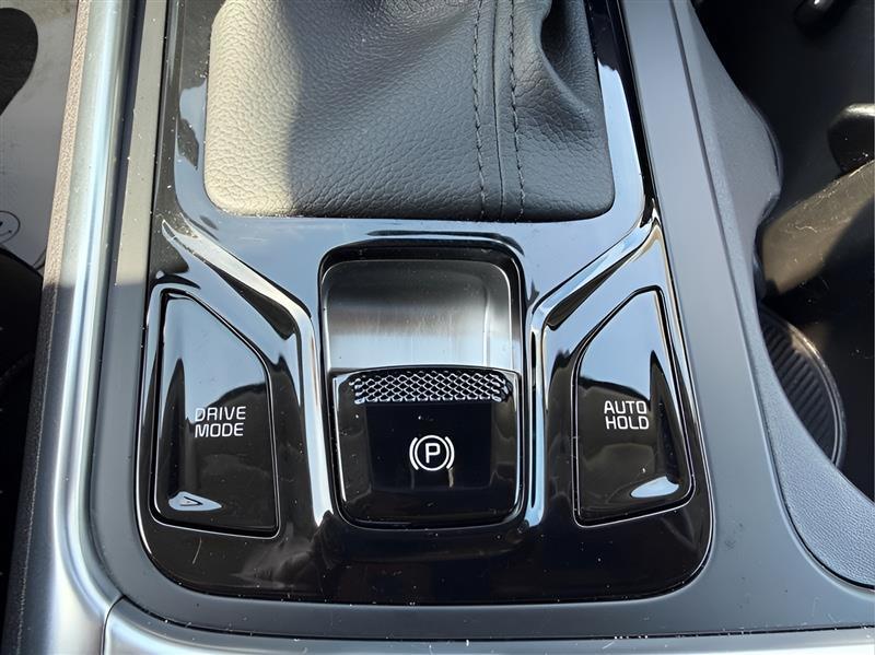 Kia Carnival SX Prestige 2025