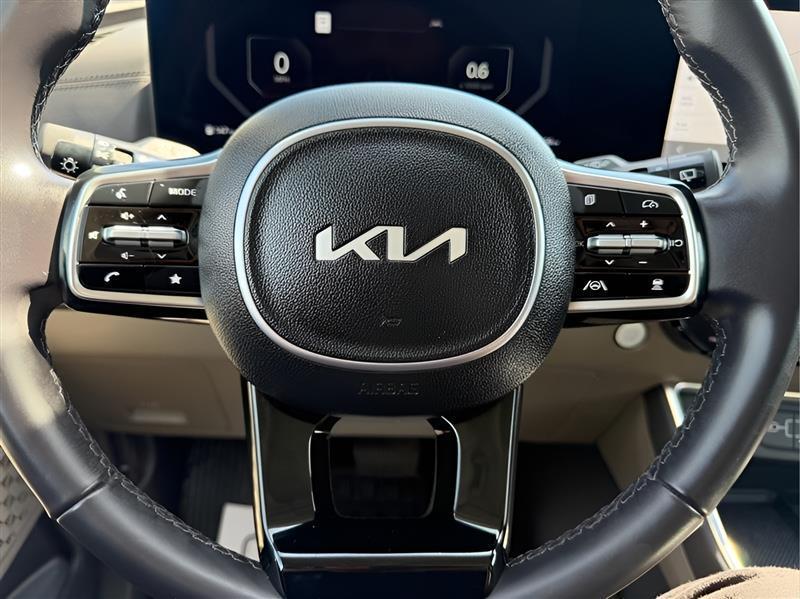 Kia Carnival SX Prestige 2025