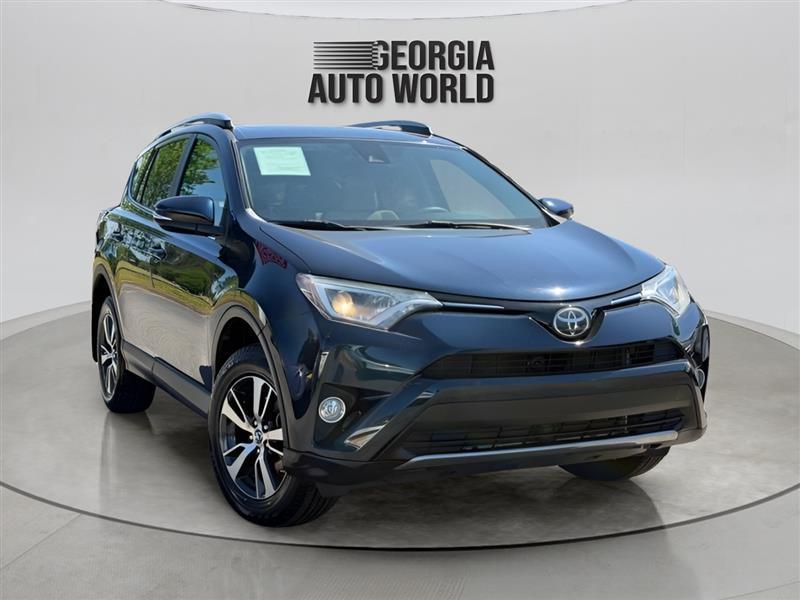 Toyota RAV4 XLE AWD 2017