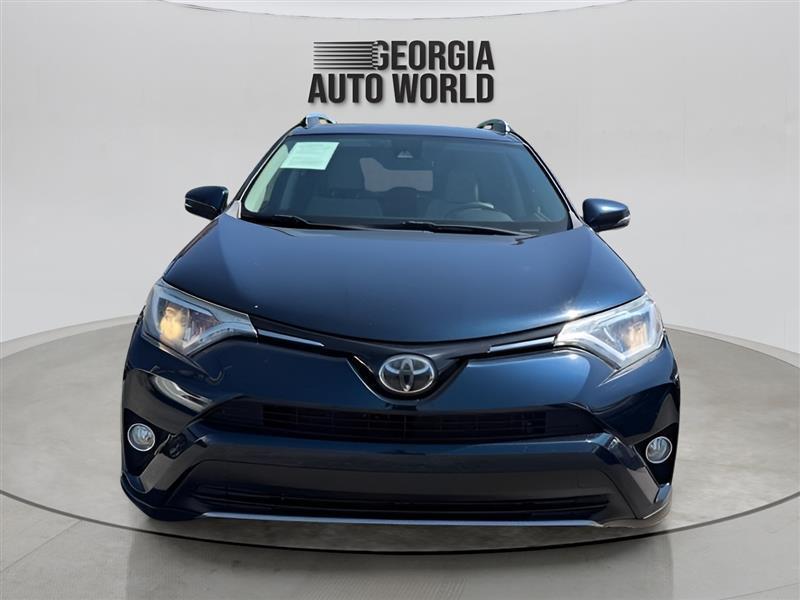 Toyota RAV4 XLE AWD 2017