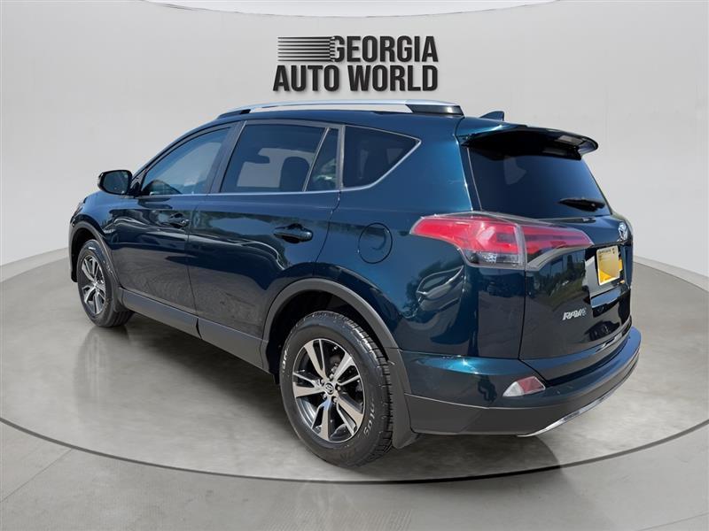 Toyota RAV4 XLE AWD 2017