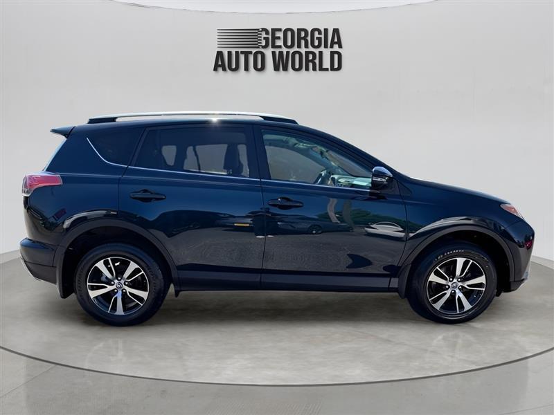 Toyota RAV4 XLE AWD 2017