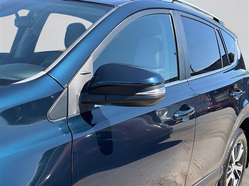 Toyota RAV4 XLE AWD 2017