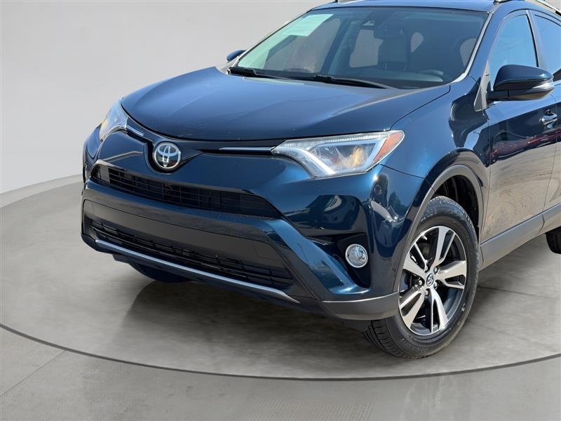 Toyota RAV4 XLE AWD 2017