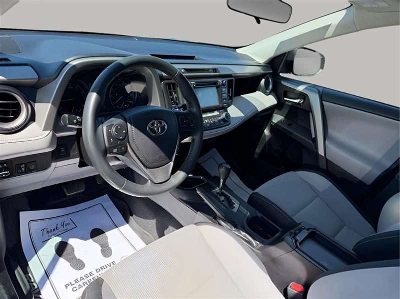 Toyota RAV4 XLE AWD 2017