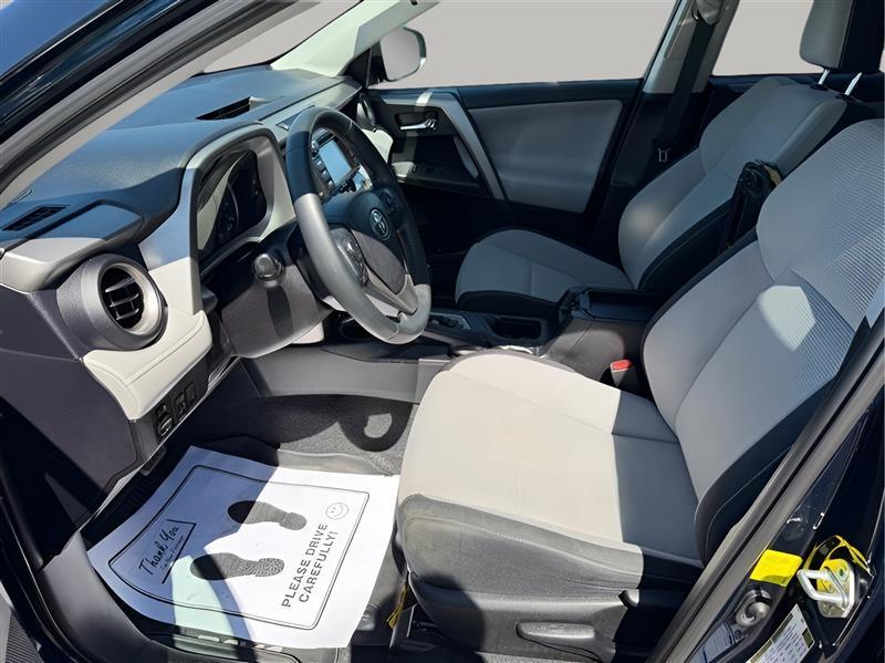 Toyota RAV4 XLE AWD 2017