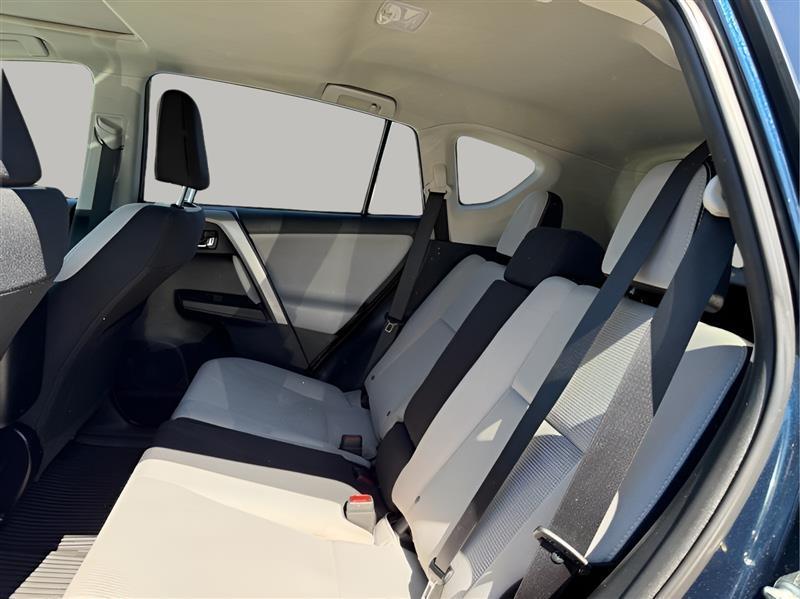 Toyota RAV4 XLE AWD 2017