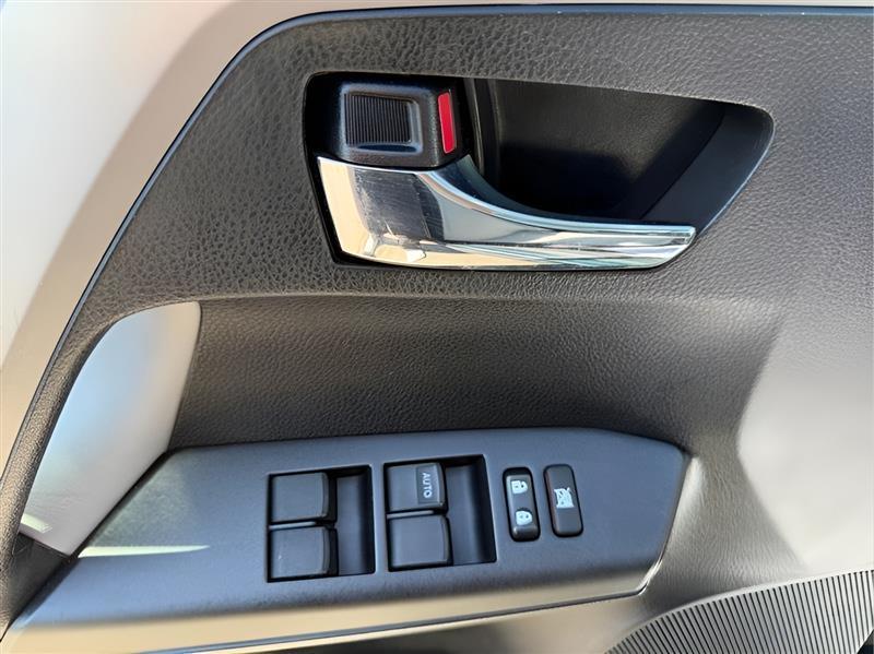 Toyota RAV4 XLE AWD 2017