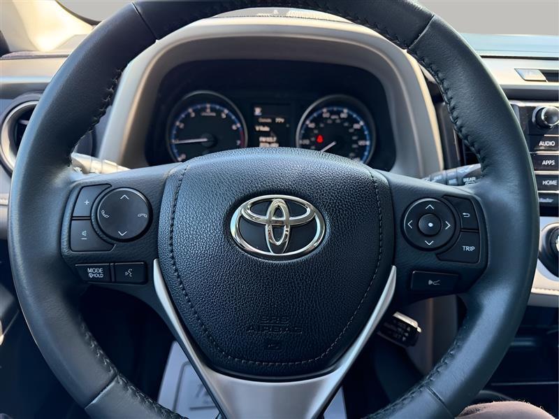 Toyota RAV4 XLE AWD 2017