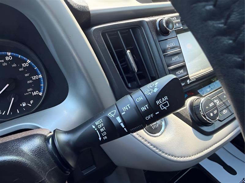 Toyota RAV4 XLE AWD 2017