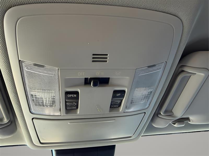 Toyota RAV4 XLE AWD 2017