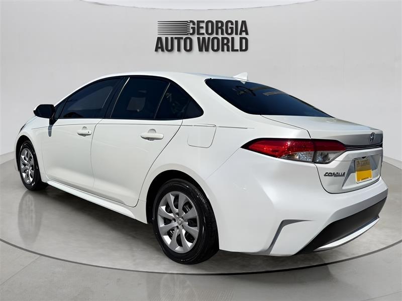 Toyota Corolla LE 2021