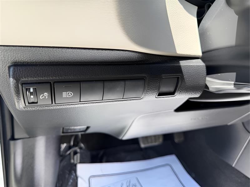 Toyota Corolla LE 2021