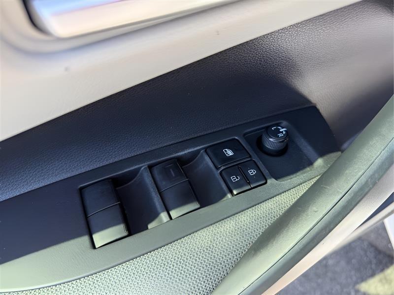 Toyota Corolla LE 2021